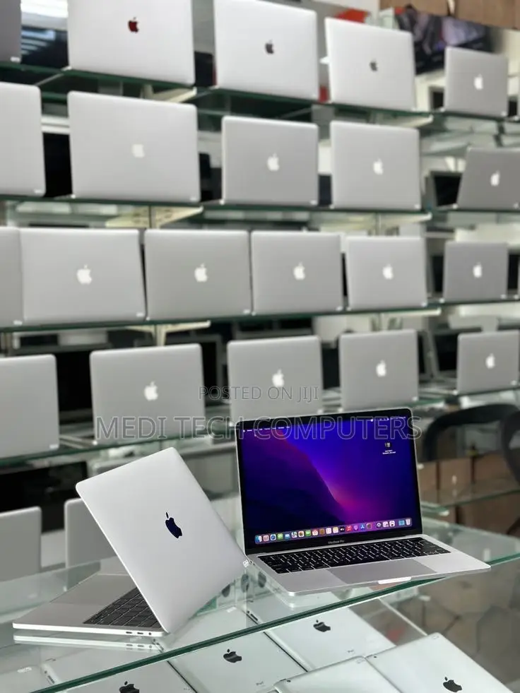 Laptop Apple MacBook Pro 2017 16GB Intel Core i7 SSD 512GB