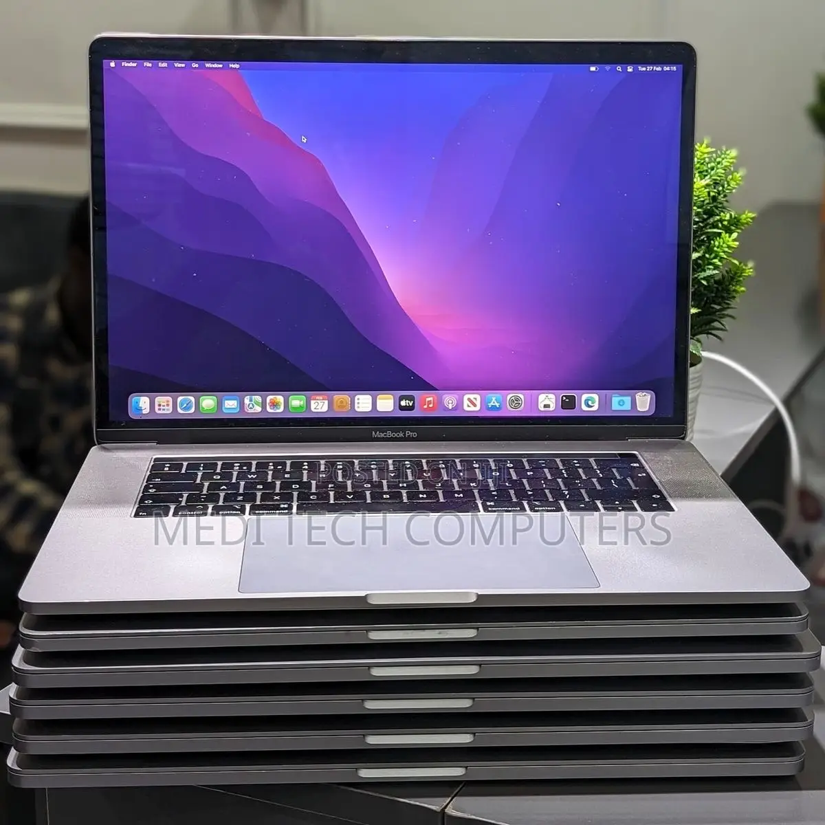 Laptop Apple MacBook Pro 2017 16GB Intel Core i7 SSD 512GB