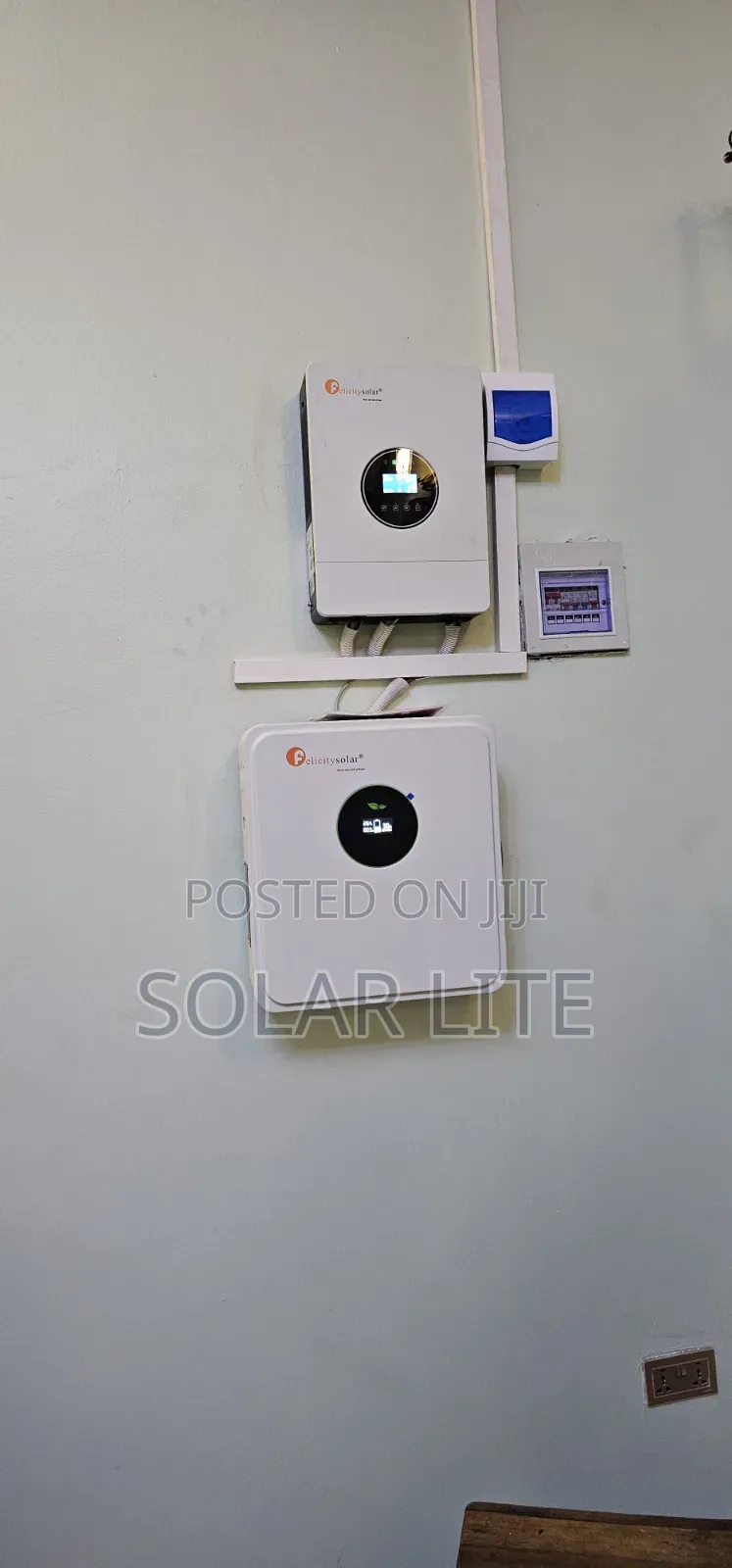 2.56kwh 24v + 2kva Solar System