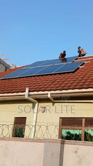 2.56kwh Litium Battery + 4kva 24v Hybrid Inverter