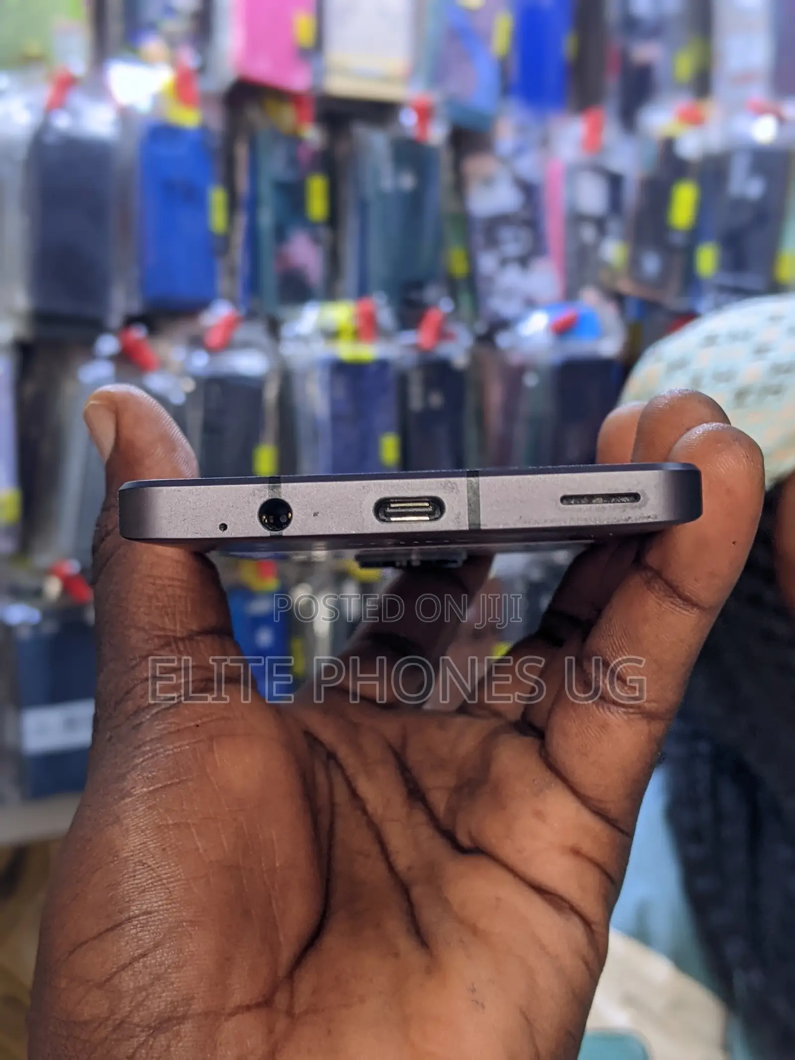 Sharp Aquos sense7 plus 128 GB Black