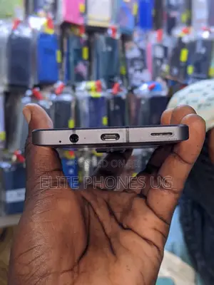 Sharp Aquos sense7 plus 128 GB Black