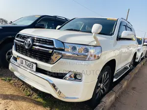 Toyota Land Cruiser 2015