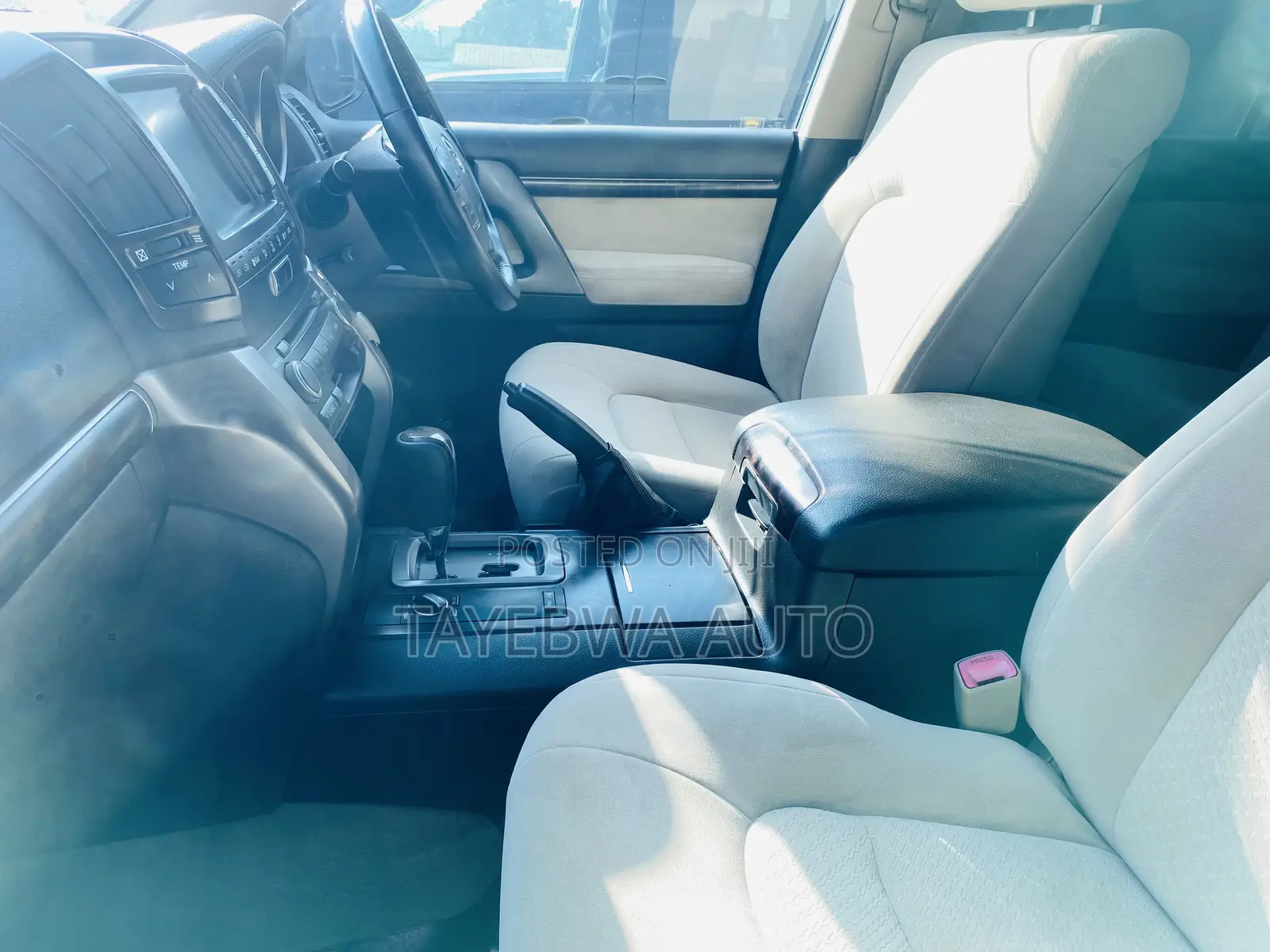 Toyota Land Cruiser 2015