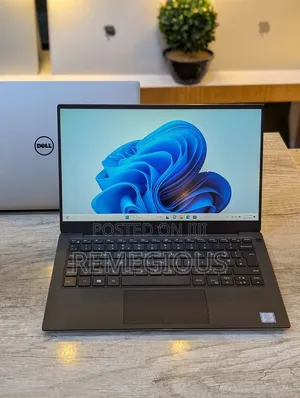 New Laptop Dell XPS 13 9343 8GB Intel Core i5 SSD 256GB