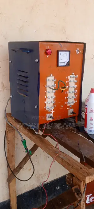 Accumulater Charging Machine