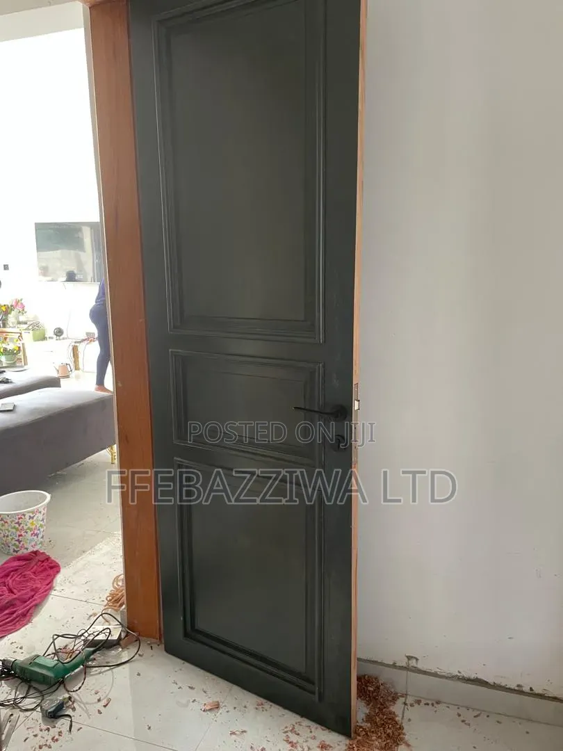 3panel Wooden Door