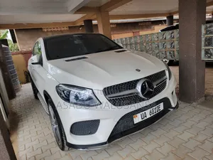 Mercedes-Benz GLE-Class 2018 White