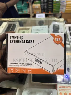 Type-C External Case Solid State Drive Enclosure for SSD/Plug