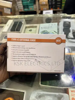Type-C External Case Solid State Drive Enclosure for SSD/Plug