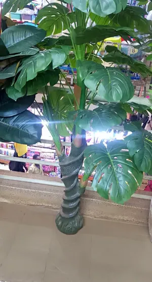 Artificial Flower Monstera