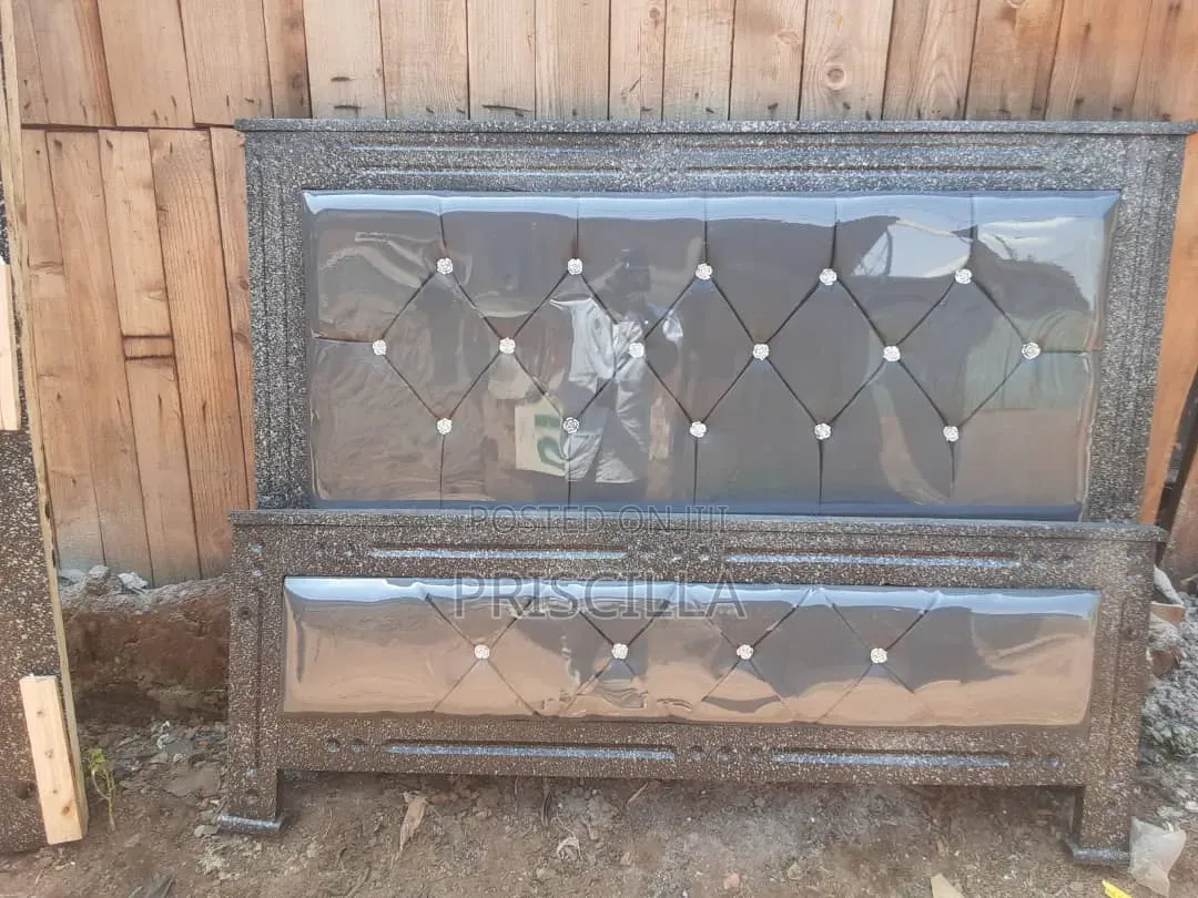 5by6 Leather Bed