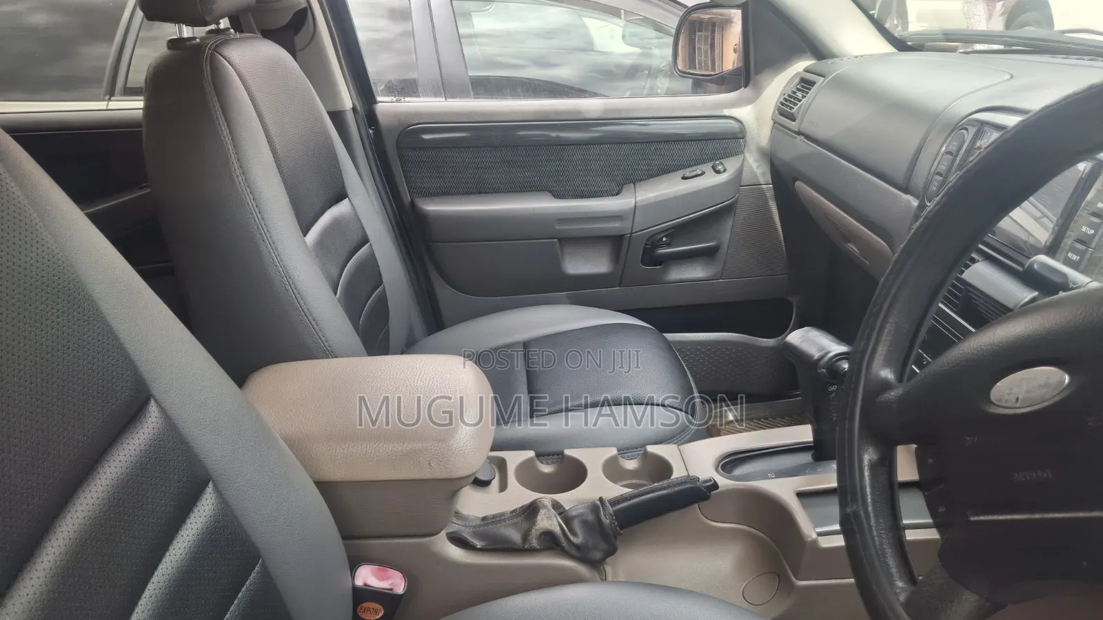 Ford Explorer 2010 Black