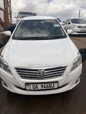 Toyota Premio 2012