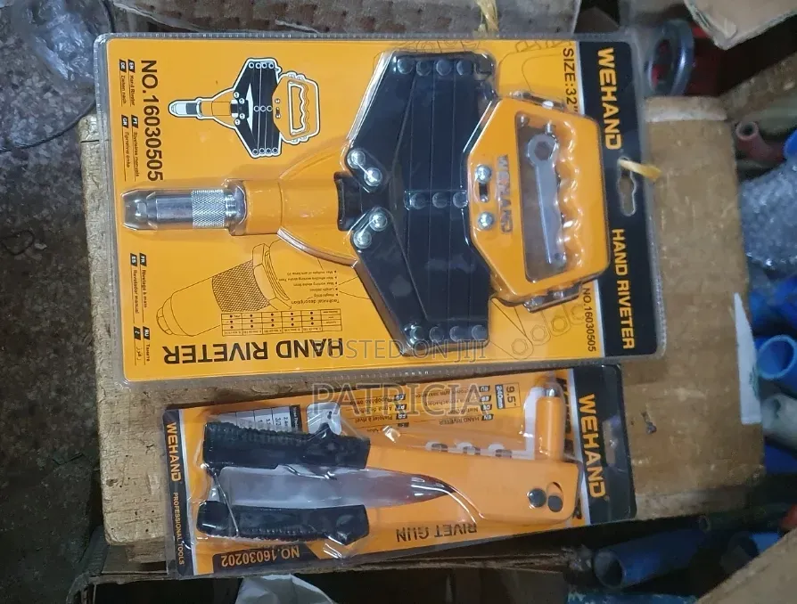 Hand Rivete Gun