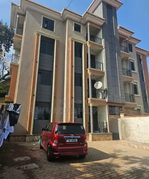 6bdrm Block of Flats in Kansanga Heights, Central Division for sale