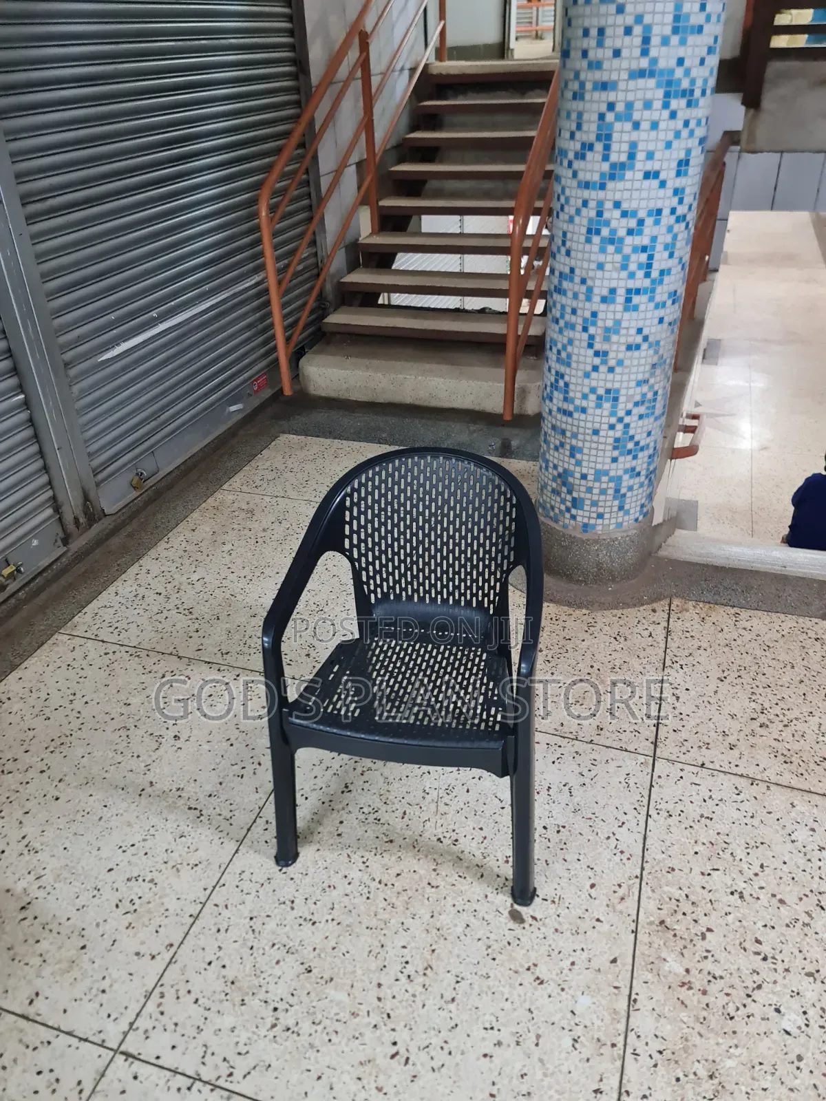 Wow Plastic Chairs Plastic Chairs
