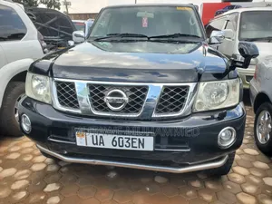 Nissan Patrol 2012 Black