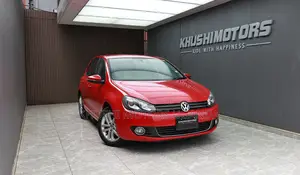 Volkswagen Golf 2012 Red