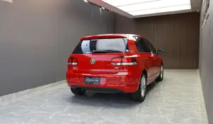 Volkswagen Golf 2012 Red