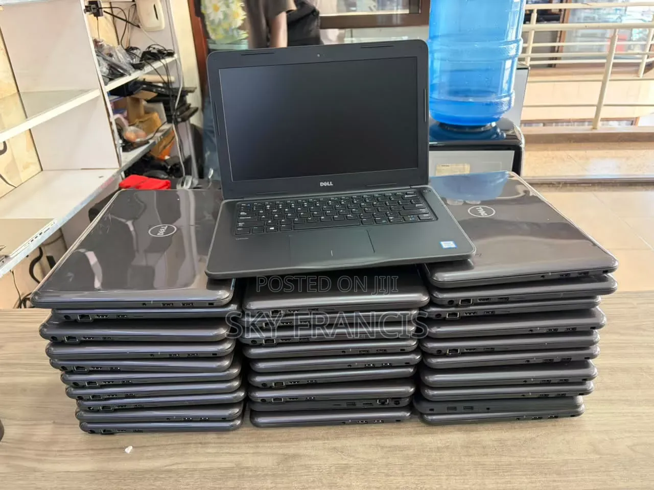 Laptop Dell Latitude 3380 8GB Intel Core i3 HDD 500GB
