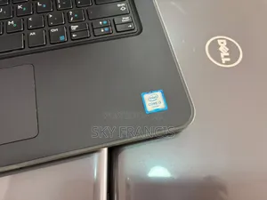 Laptop Dell Latitude 3380 8GB Intel Core i3 HDD 500GB