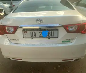 Toyota Mark X 2010 White