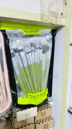 Make Up Brushes