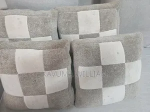 Cushions Center