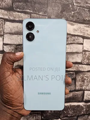 Samsung Galaxy A06 128 GB Green