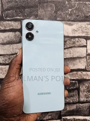 Samsung Galaxy A06 64 GB Green
