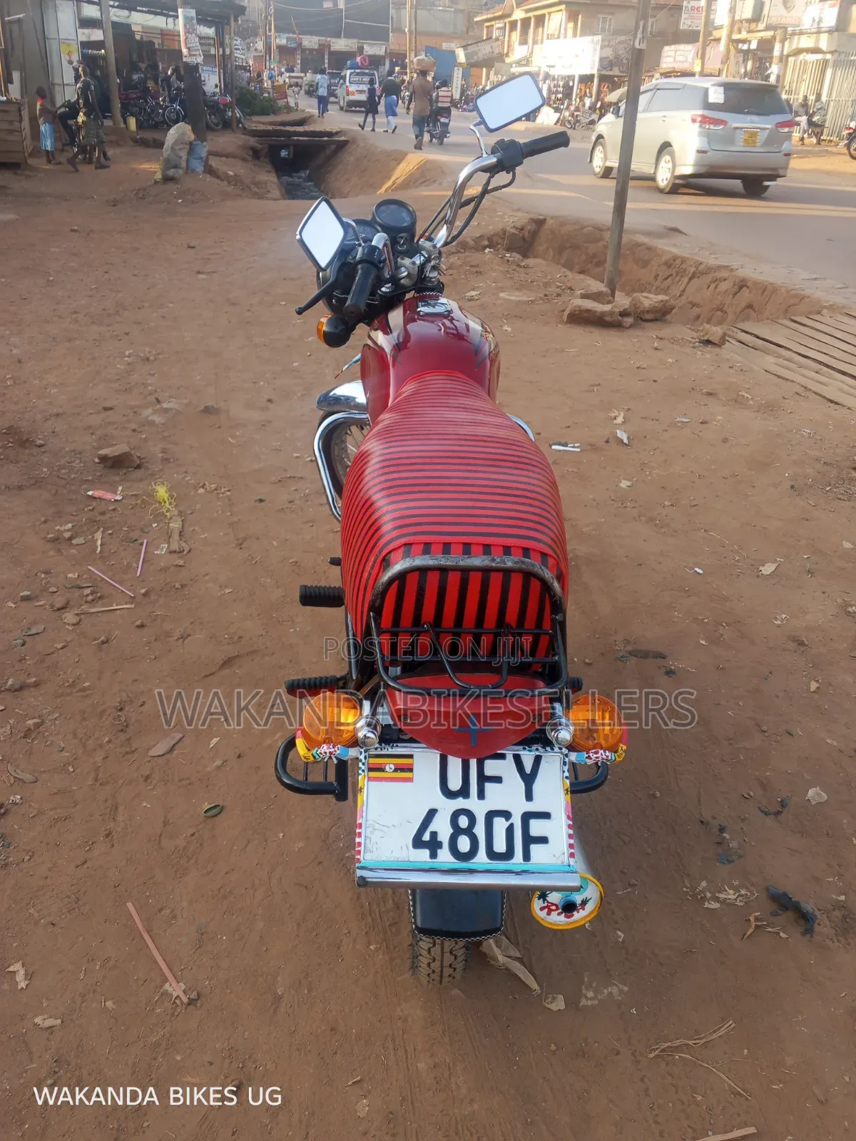 Bajaj Boxer 100 2023 Red