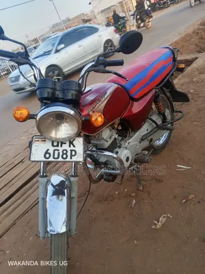 Bajaj Boxer 100 2022 Red