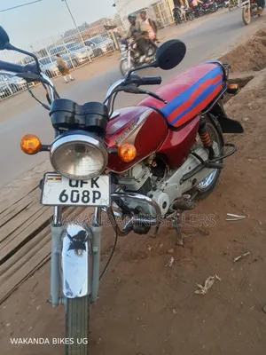 Bajaj Boxer 100 2022 Red
