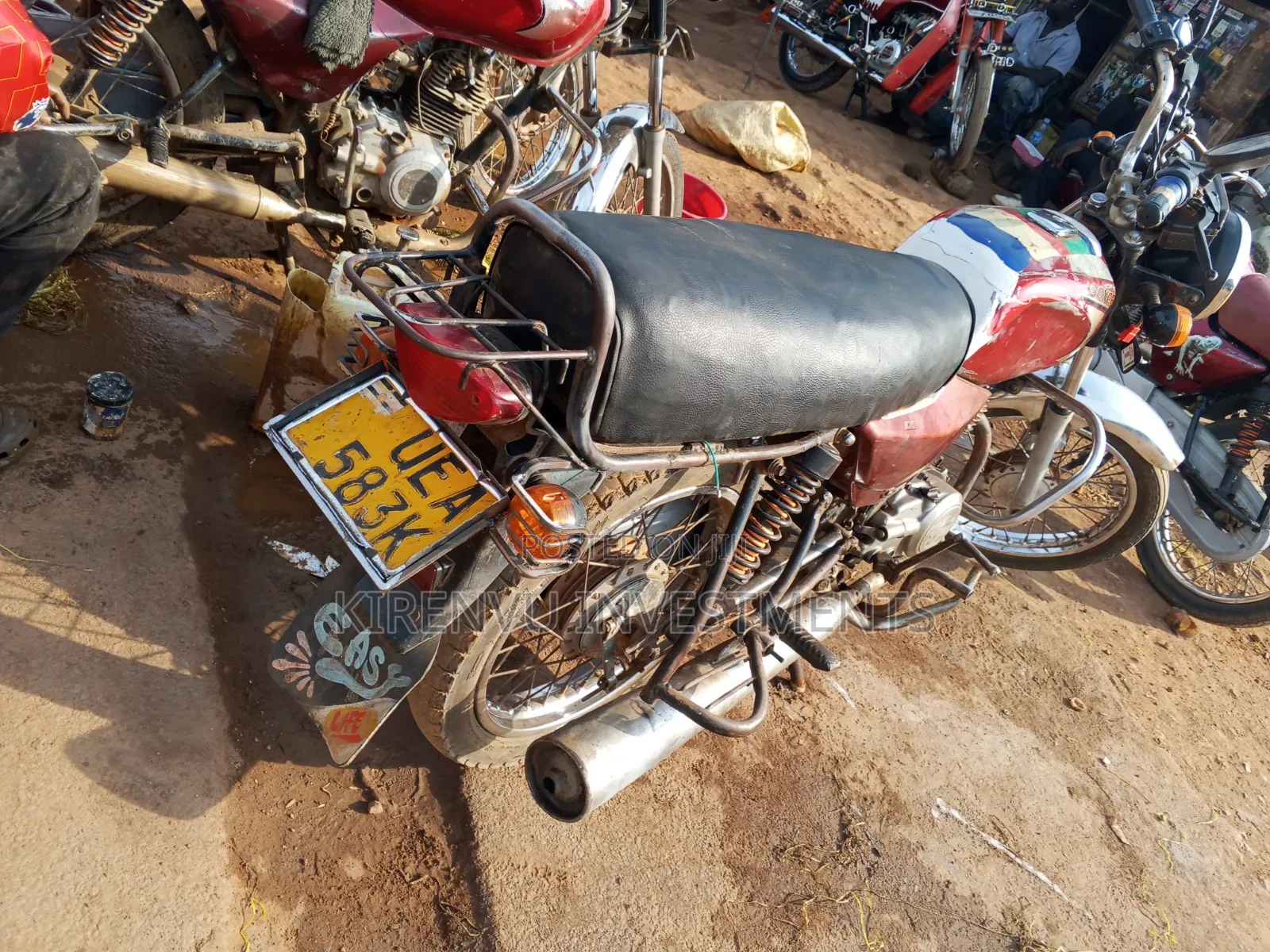Bajaj Boxer 100 2019 Red