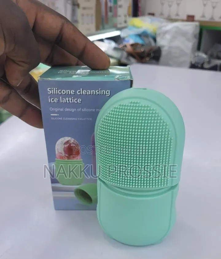 Silicon Cleanser Ice Roller