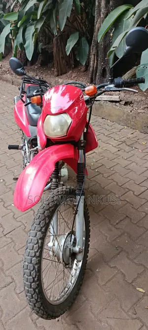 Honda XL 125 2018 Red