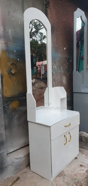 Dressing Console