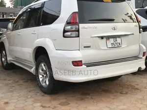 Toyota Land Cruiser Prado 2009 White