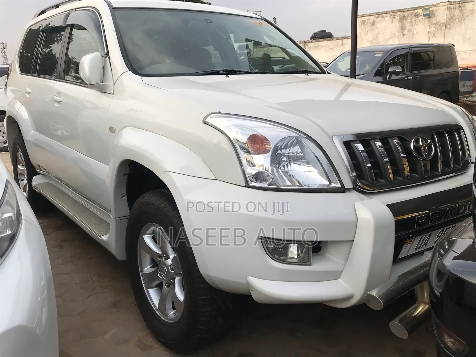 Toyota Land Cruiser Prado 2009 White