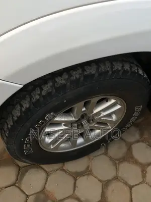Toyota Hilux 2010 White
