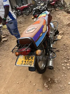 Bajaj Boxer 100 2021 Red
