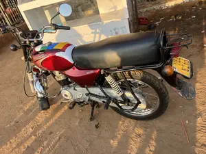 Bajaj Boxer 100 2021 Red