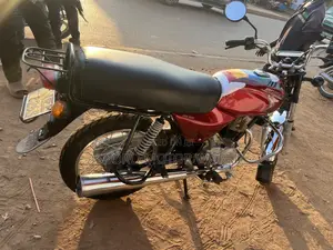 Bajaj Boxer 100 2021 Red