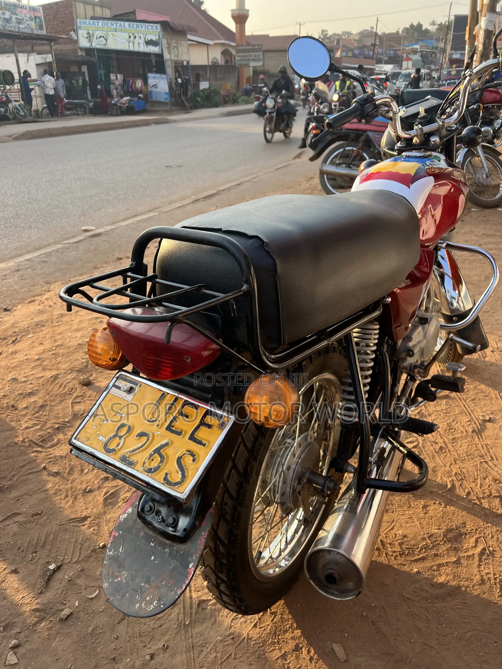 Bajaj Boxer 100 2021 Red