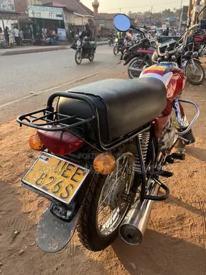 Bajaj Boxer 100 2021 Red