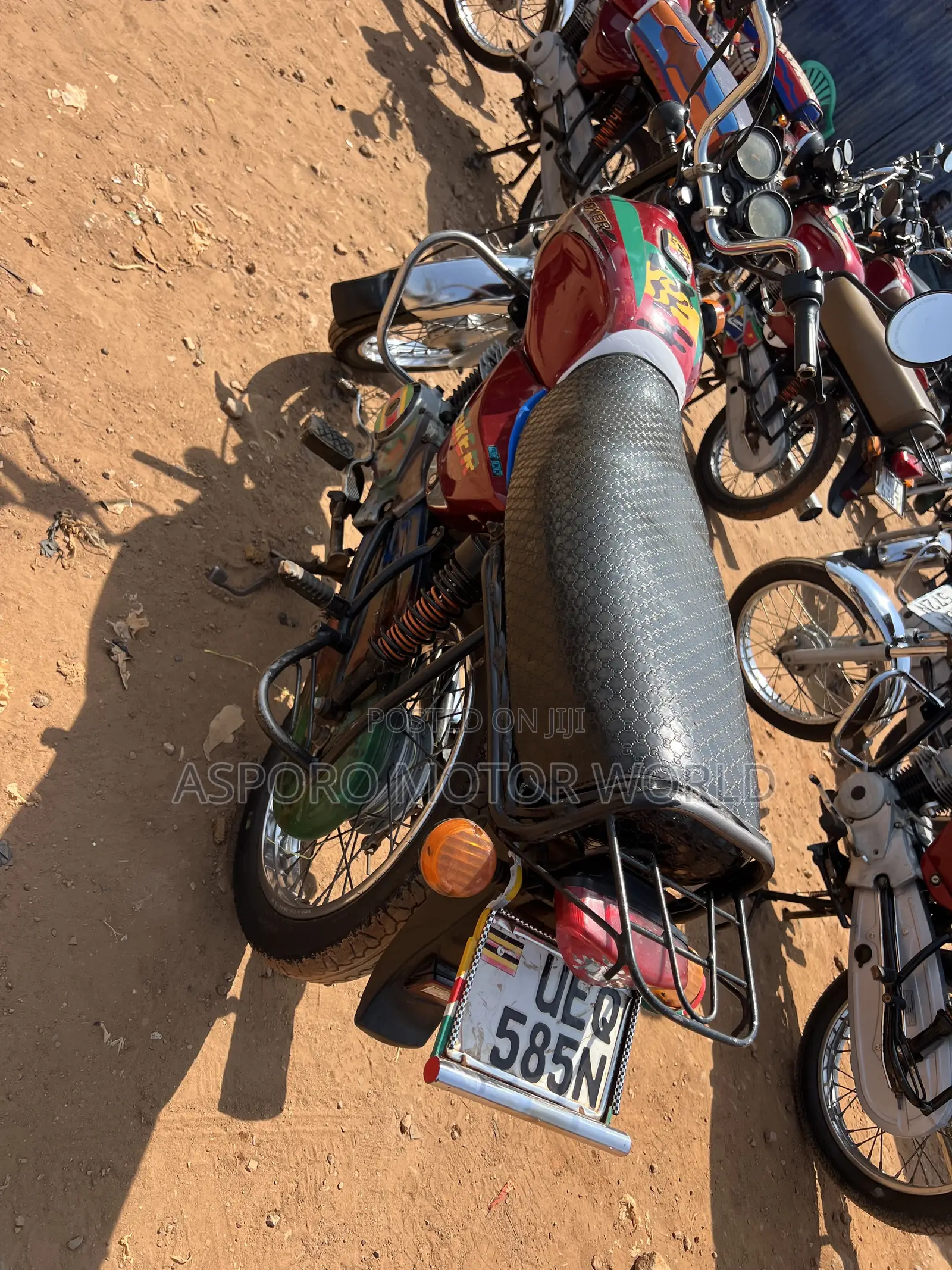 Bajaj Boxer 100 2021 Red