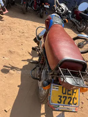 Bajaj Boxer 100 2019 Red