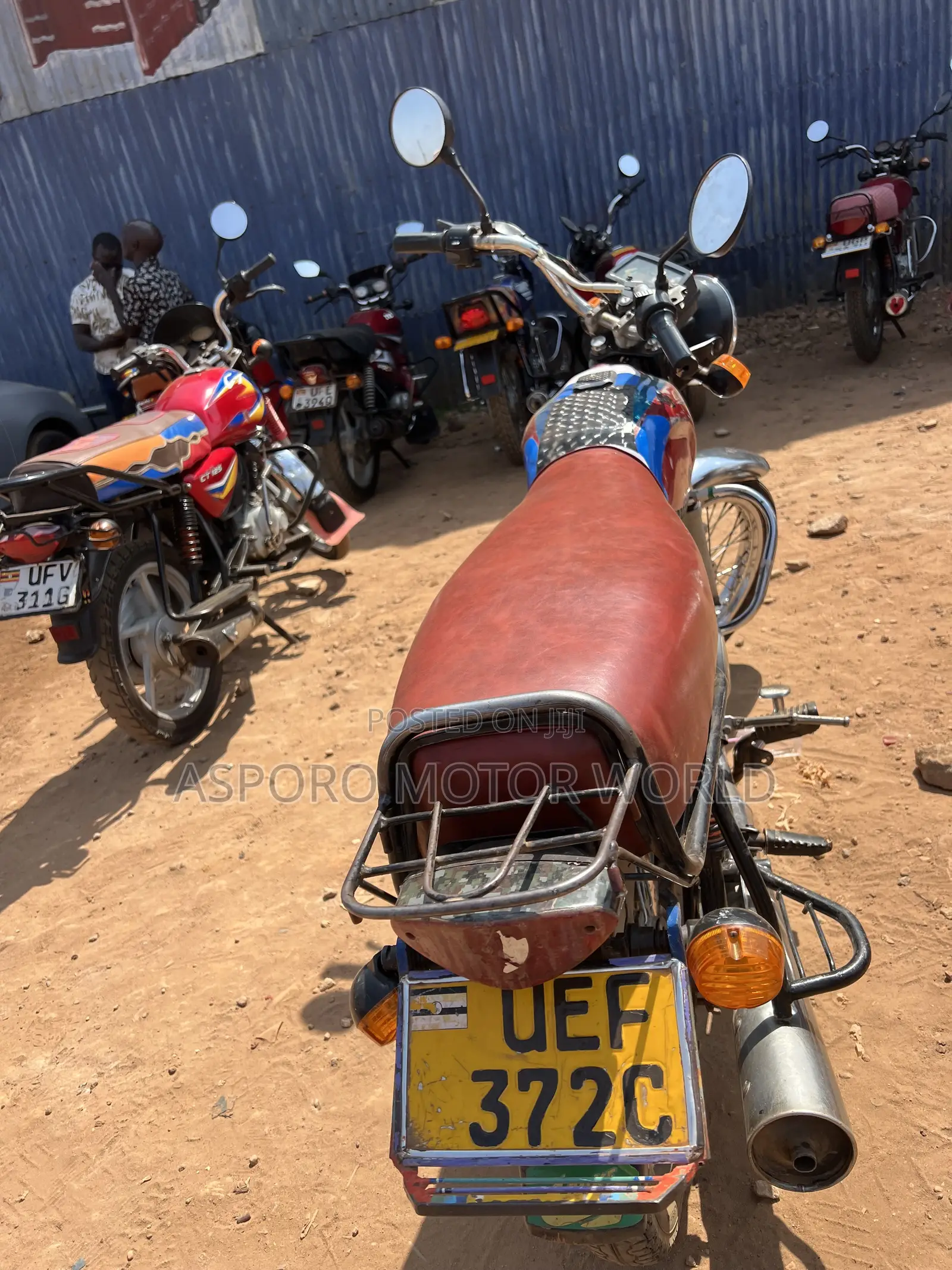 Bajaj Boxer 100 2019 Red