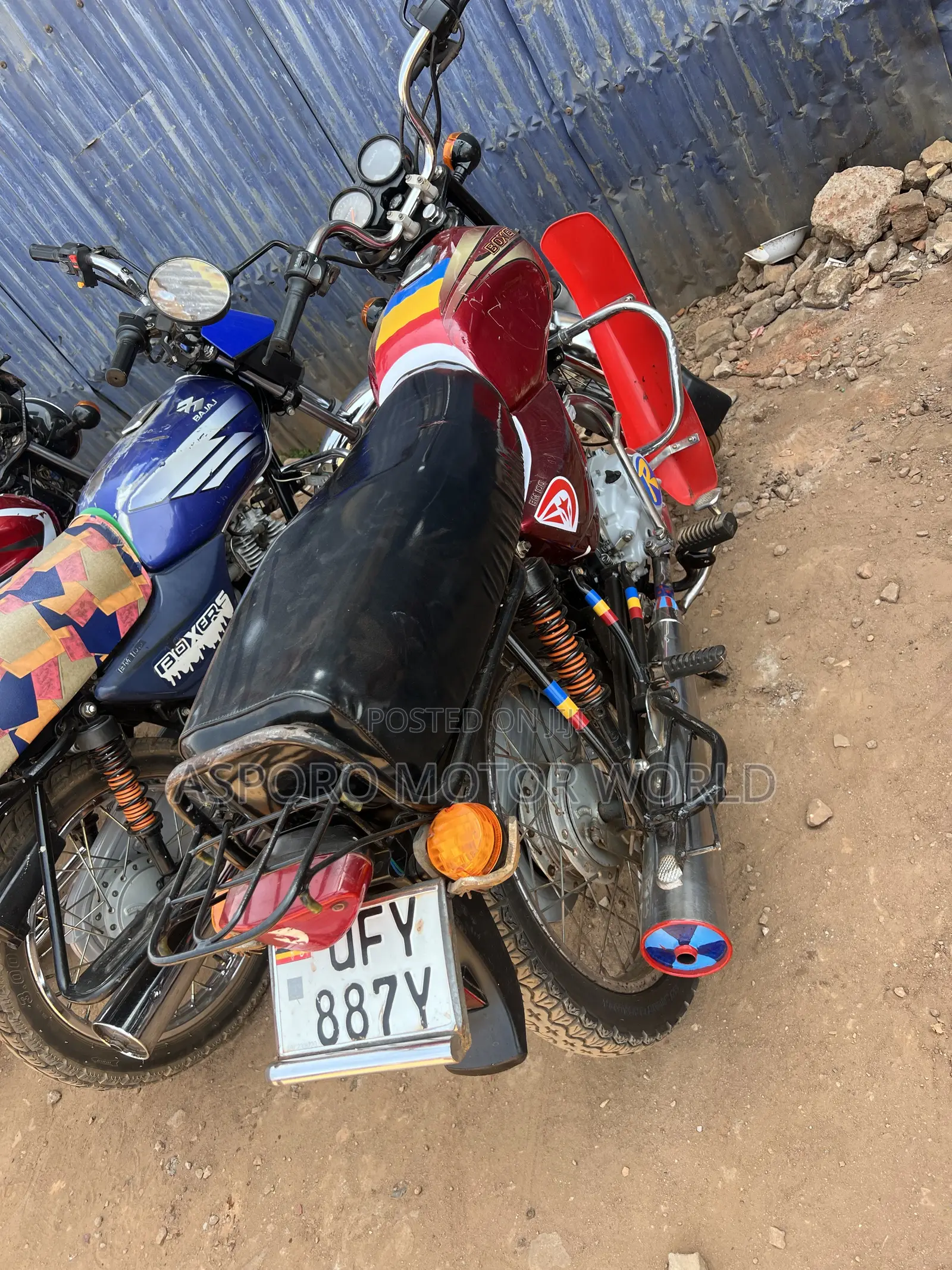 Bajaj Boxer 100 2022 Red